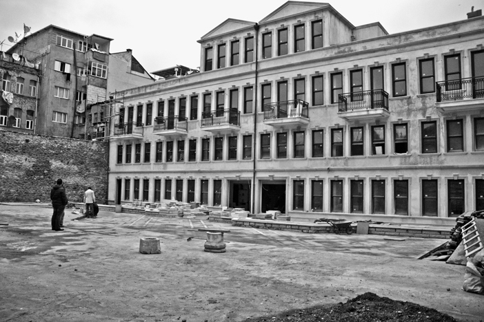 Նորոգութիւն Քահանայից Տան